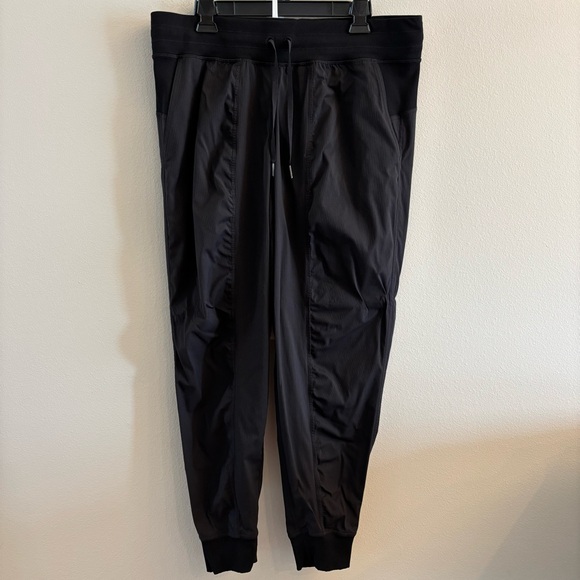 Lululemon Black Dance Studio Jogger Pants Size 14 - Picture 1 of 12